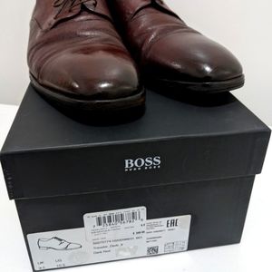 Hugo Boss Traveler Derby